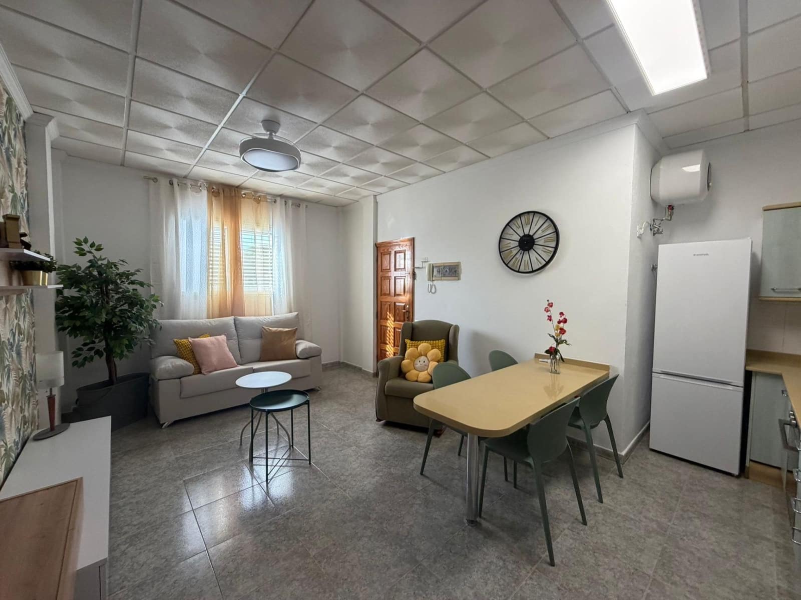 2 bedroom Flat for rent in El Tablero - € 1,000 (Ref: 9419614)