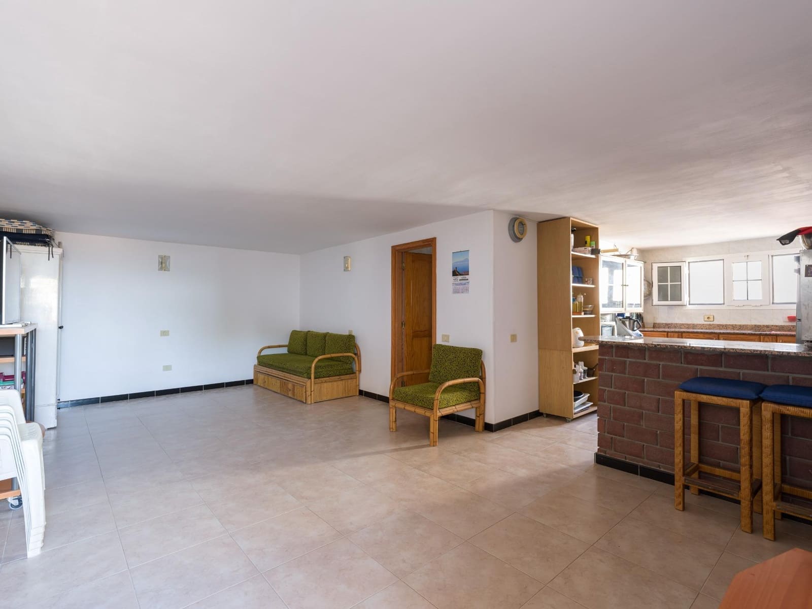 4 bedroom Villa for sale in Montana la Data with pool garage - € 798,000 (Ref: 9438156)