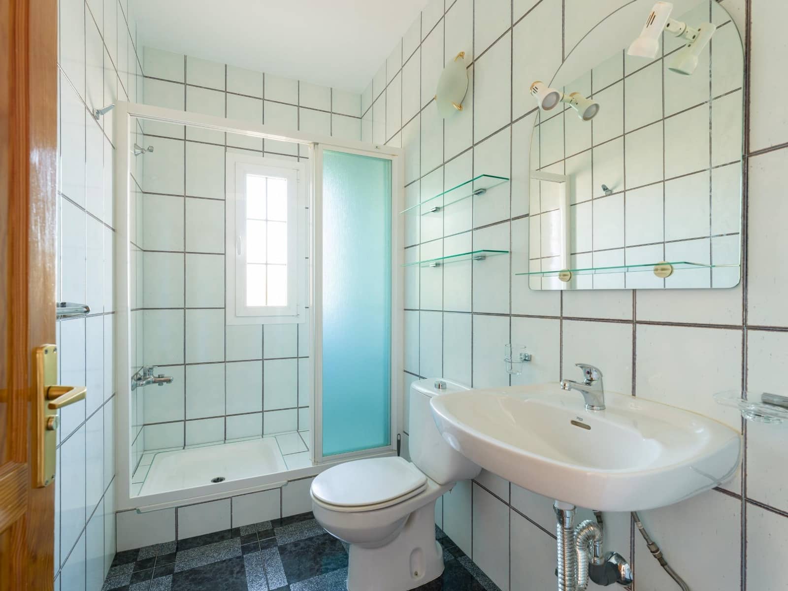 4 bedroom Villa for sale in Montana la Data with pool garage - € 798,000 (Ref: 9438156)