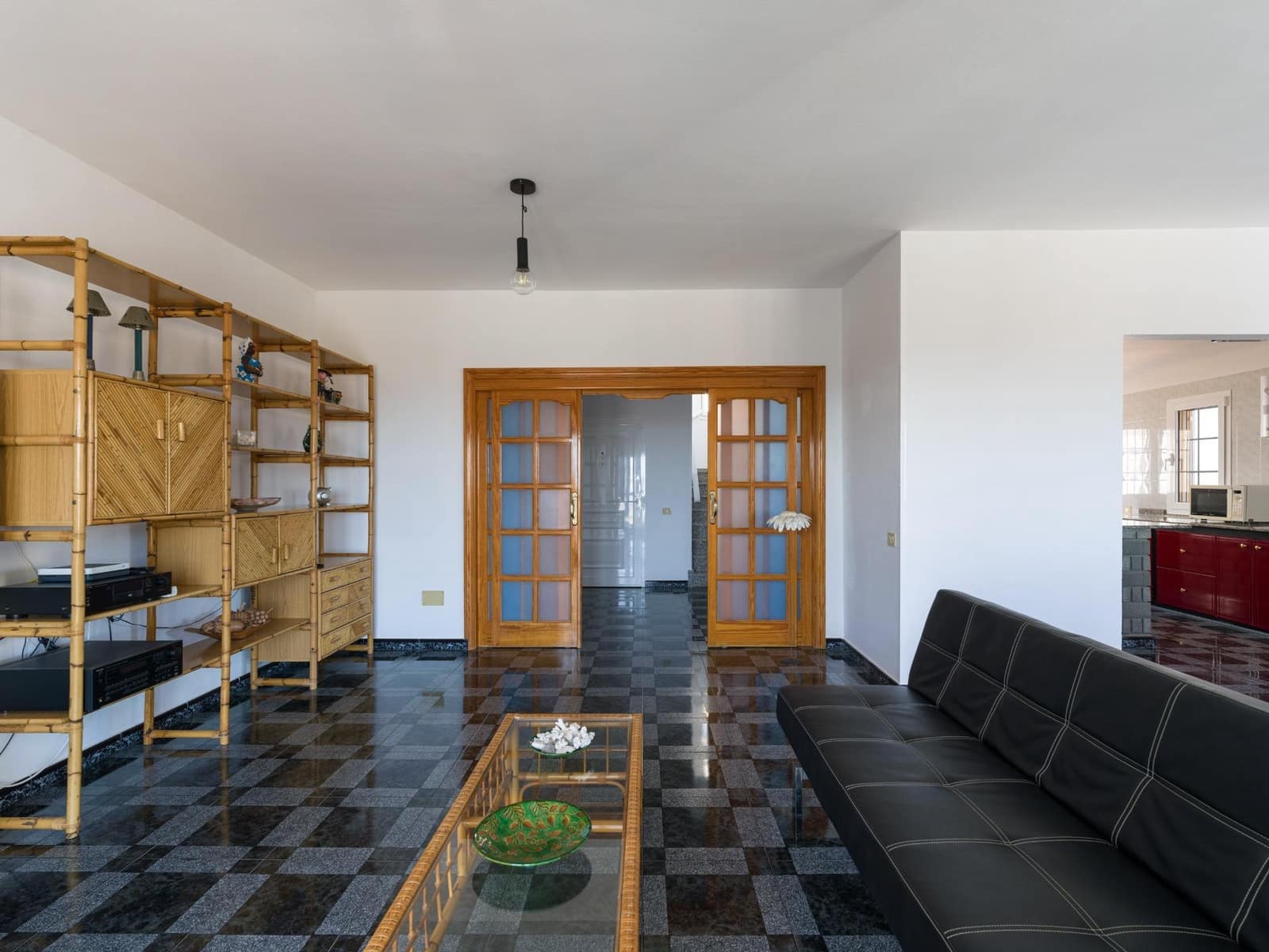 4 bedroom Villa for sale in Montana la Data with pool garage - € 798,000 (Ref: 9438156)