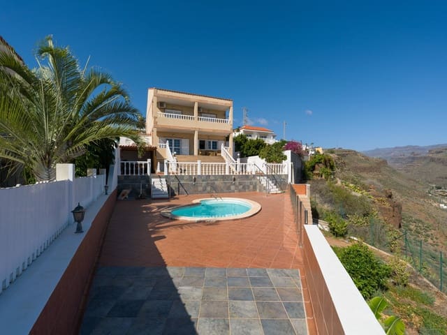 4 chambre Villa/Maison à vendre à Montaña la Data, San Bartolomé de Tirajana avec piscine garage - 798 000 € (Ref: 9438156)