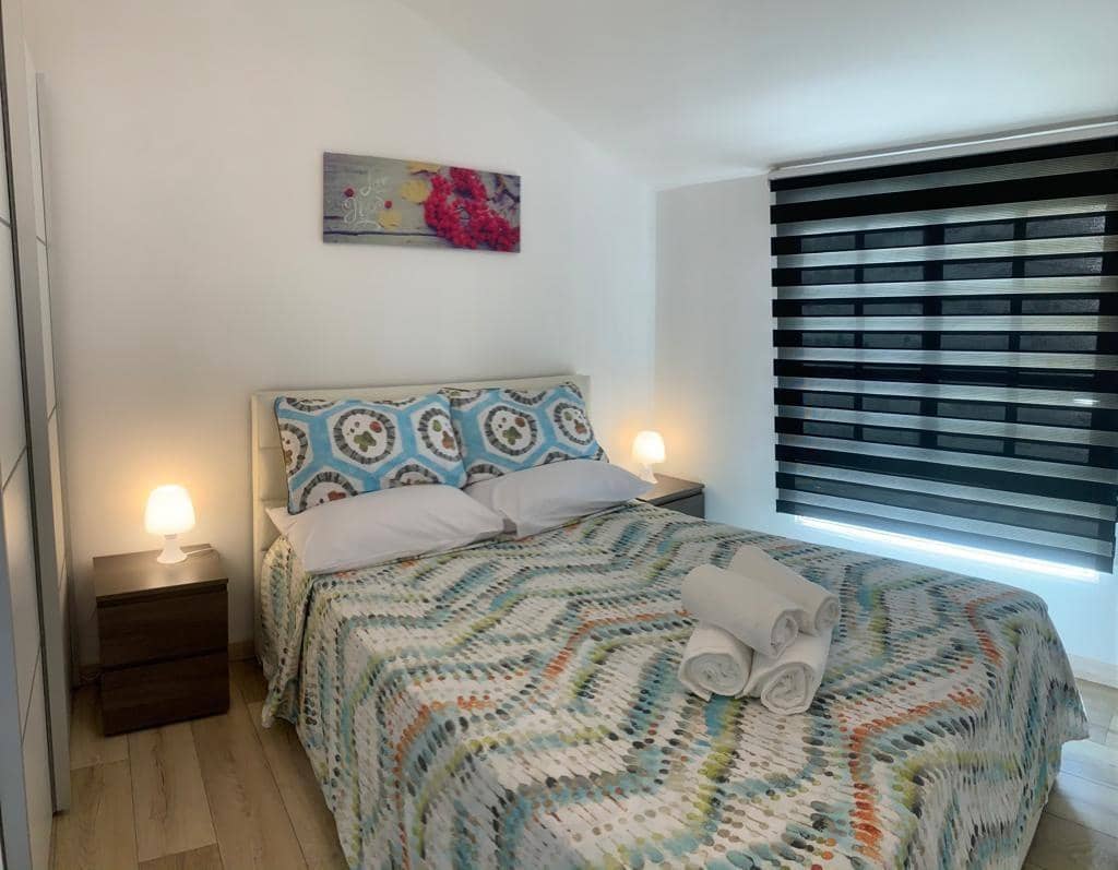 2 soverom Leilighet til leie i Sonneland med svømmebasseng garasje - € 1 250 (Ref: 9450471)