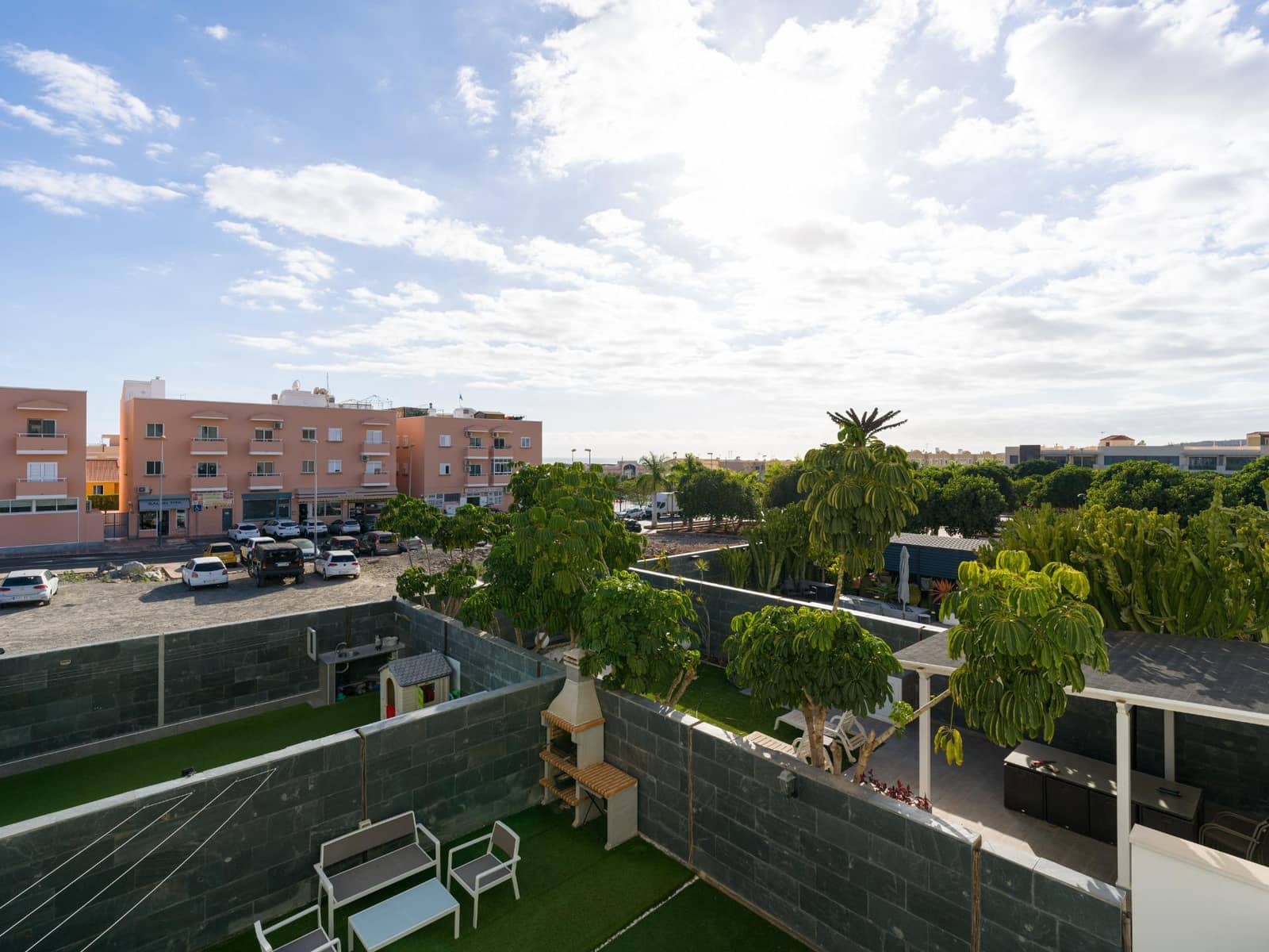 3 bedroom Terraced Villa for sale in El Tablero with garage - € 465,000 (Ref: 9465712)