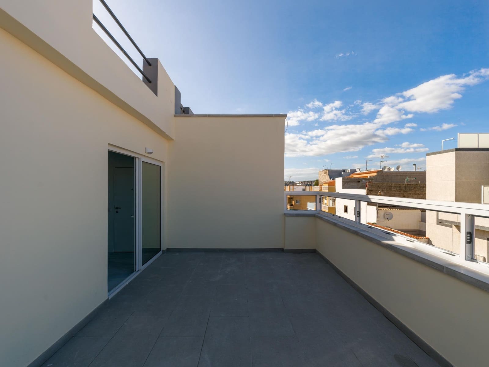 3 bedroom Penthouse for sale in El Tablero - € 330,000 (Ref: 9465713)