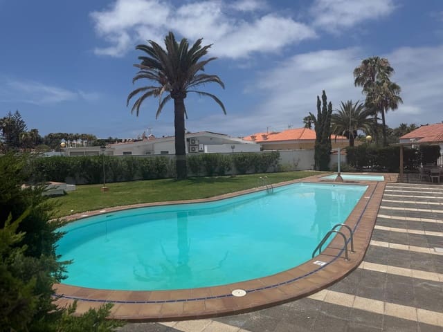 5 makuuhuone Bungalow myytävänä paikassa Campo Internacional, San Bartolomé de Tirajana mukana uima-altaan - 590 000 € (Ref: 9488413)