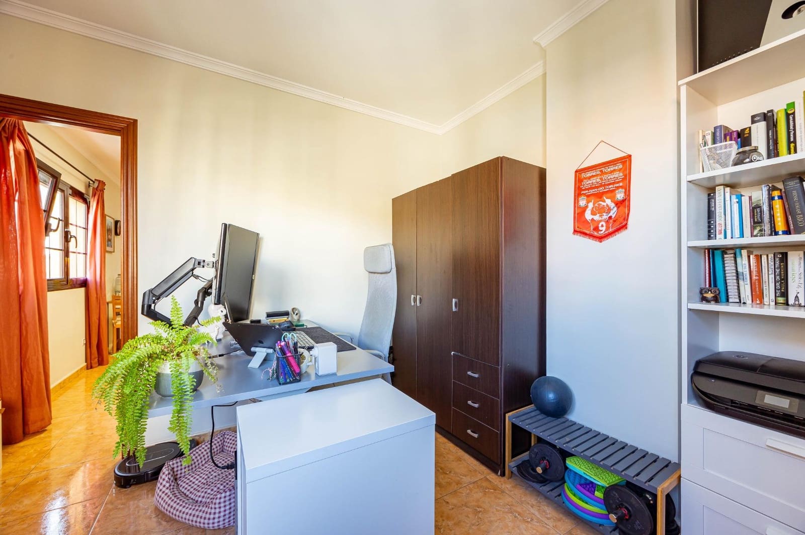 3 slaapkamer Flat te koop in Santa Lucia de Tirajana met garage - € 199.500 (Ref: 9630311)