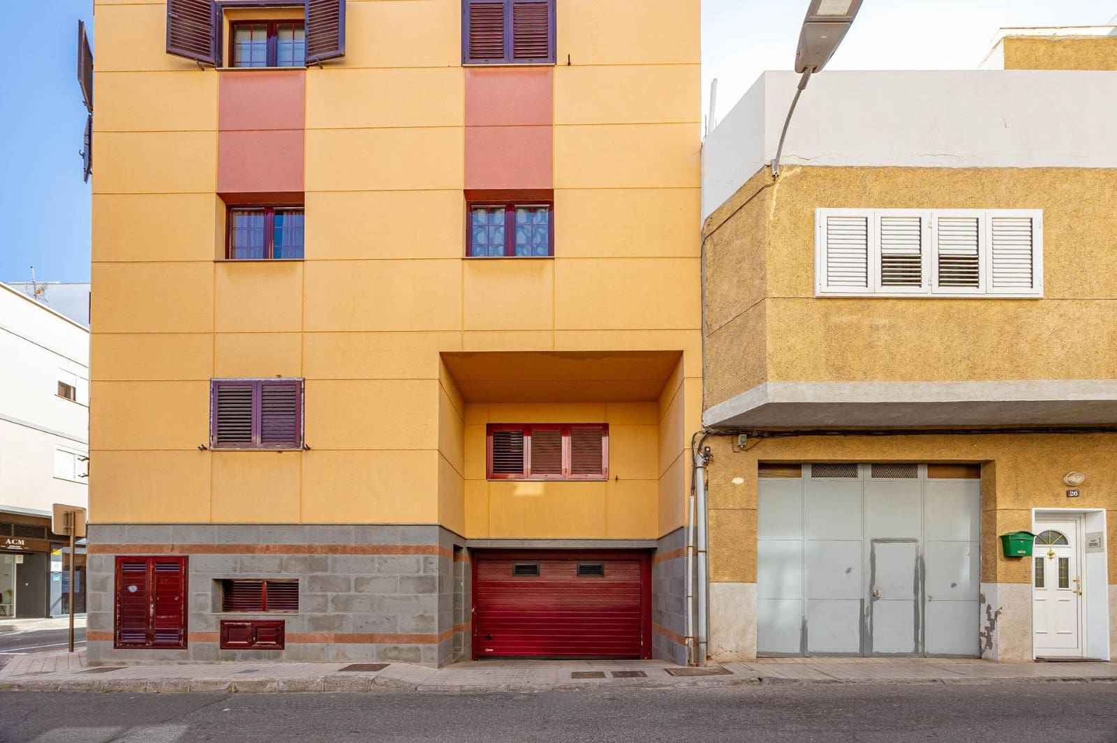 3 slaapkamer Flat te koop in Santa Lucia de Tirajana met garage - € 199.500 (Ref: 9630311)