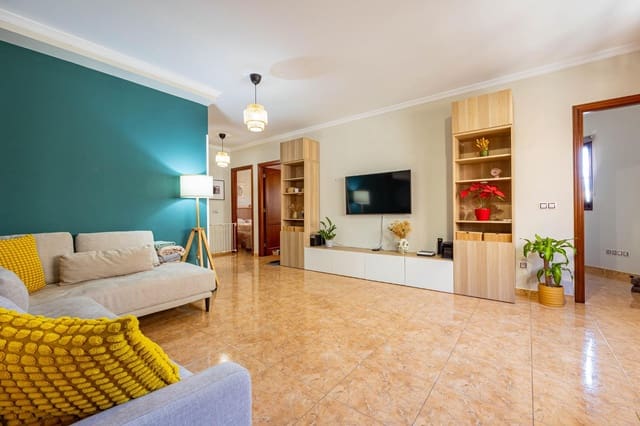 3 chambre Appartement à vendre à Santa Lucía de Tirajana avec garage - 199 500 € (Ref: 9630311)