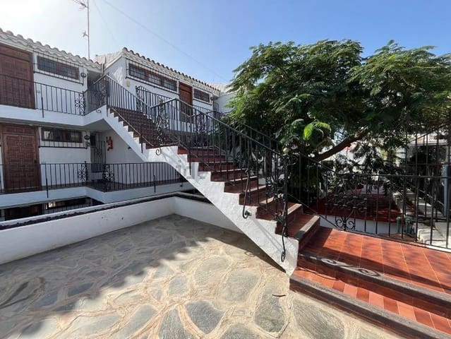 2 sypialnia Apartament do wynajęcia w San Bartolomé de Tirajana z basenem - 1 500 € (Ref: 9702133)