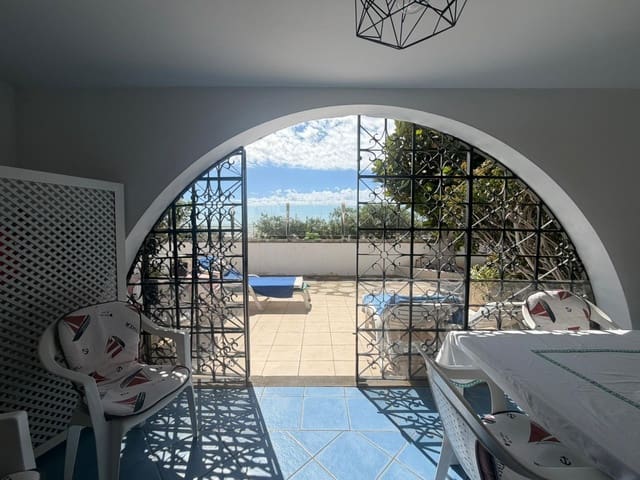 2 soverom Leilighet til leie i Playa del Inglés, San Bartolomé de Tirajana med svømmebasseng - € 2 500 (Ref: 9752286)