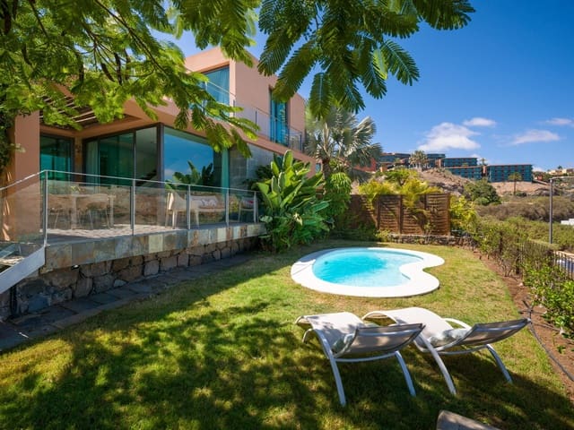 2 sypialnia Willa do wynajęcia w Salobre Golf, San Bartolomé de Tirajana z basenem garażem - 2 500 € (Ref: 9773297)