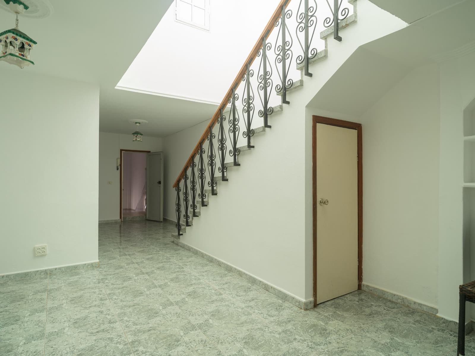 5 bedroom Terraced Villa for sale in El Doctoral with garage - € 399,000 (Ref: 9799495)