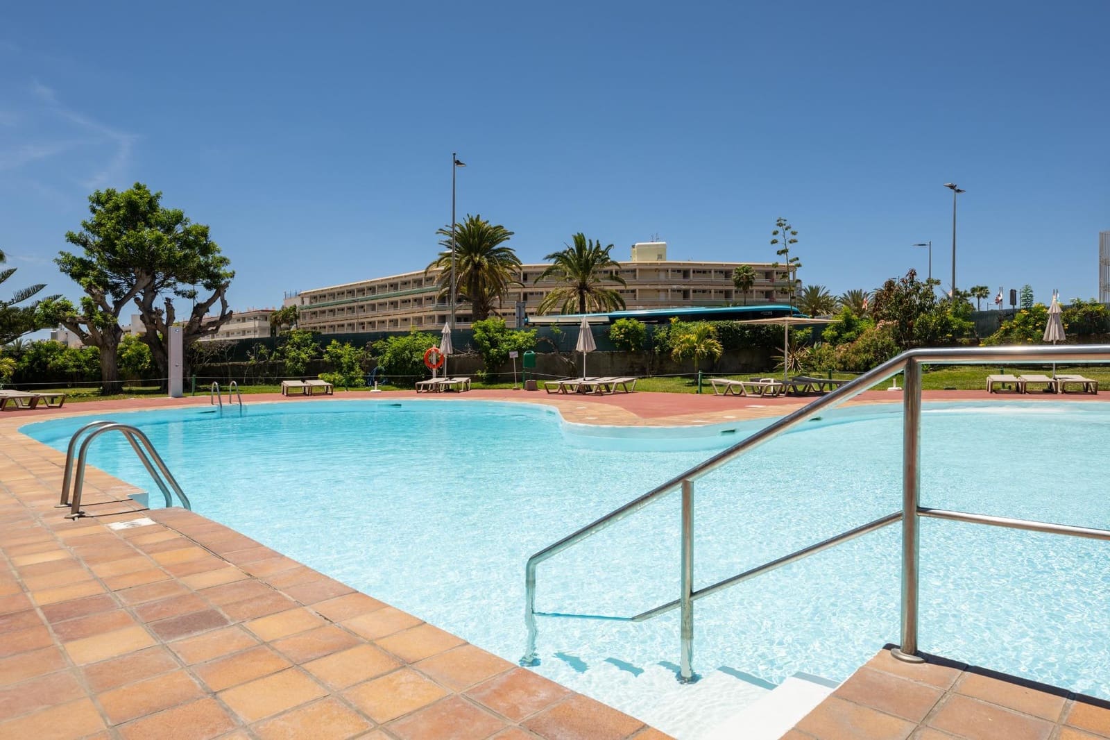 1 bedroom Apartment for sale in Playa del Ingles with pool - € 299,000 (Ref: 9839535)