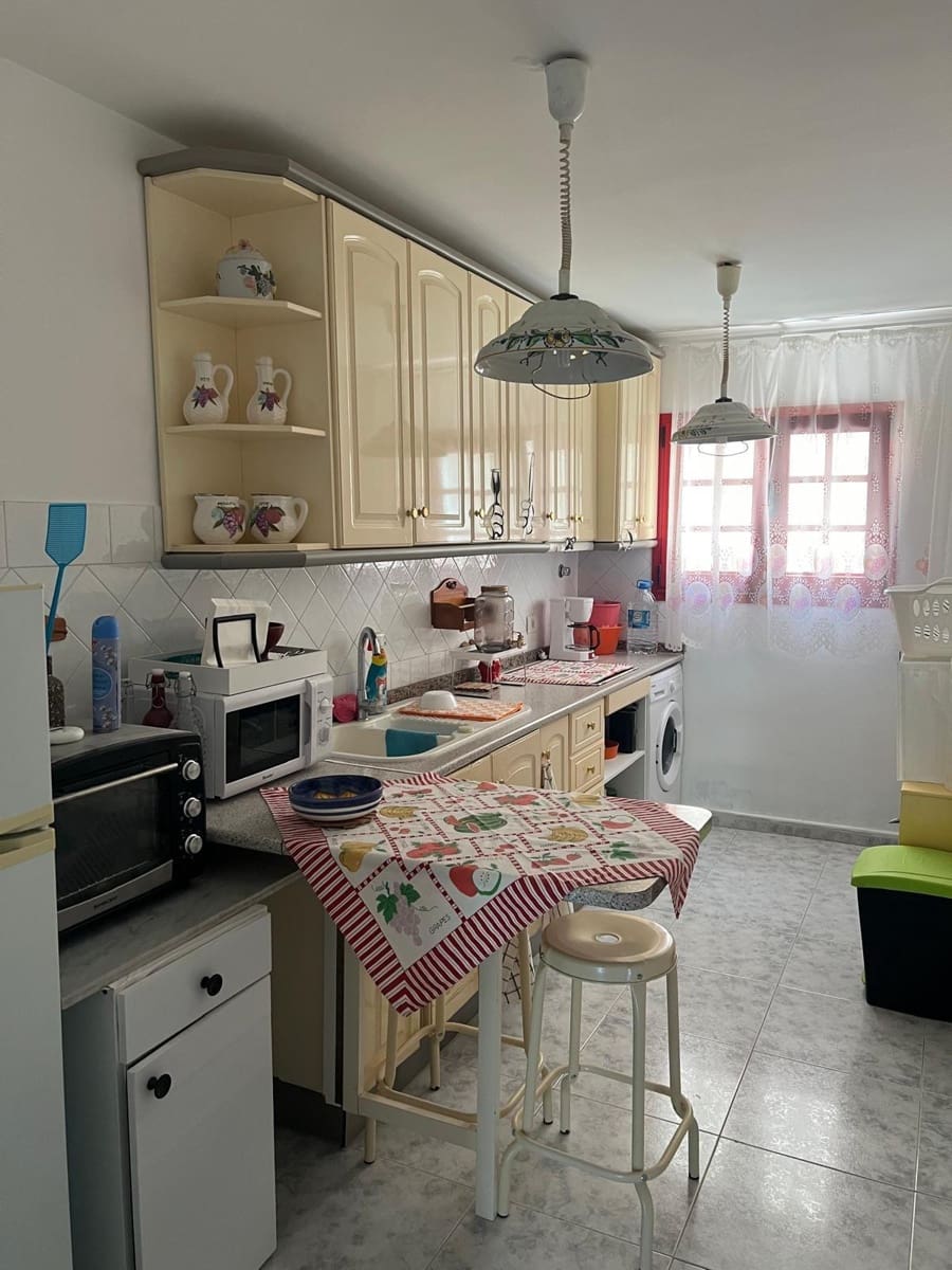 2 bedroom Apartment for rent in Playa del Cura - € 1,200 (Ref: 9849654)