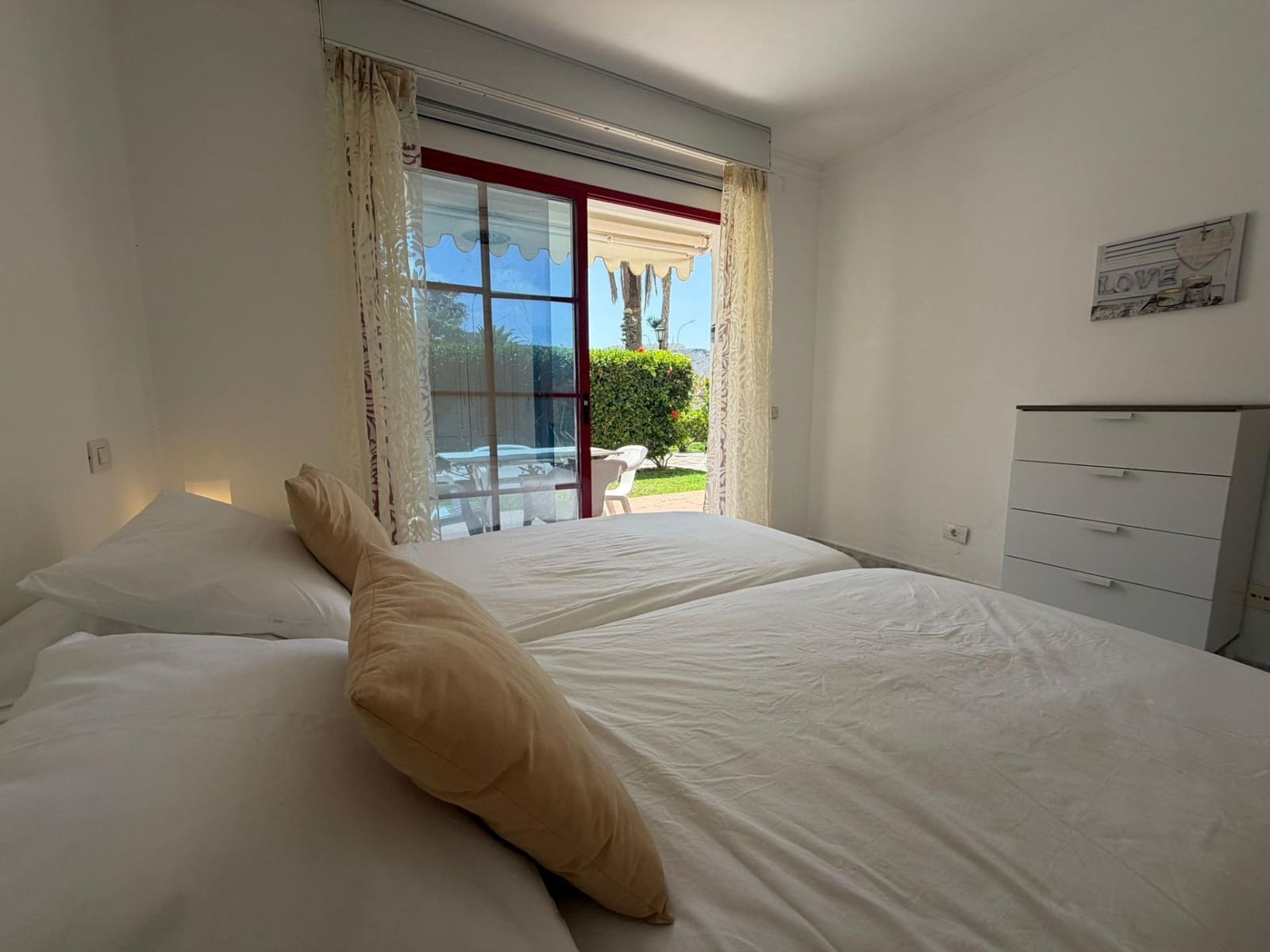 2 sovrum Lägenhet att hyra i Playa del Cura med pool - 1 150 € (Ref: 9849654)