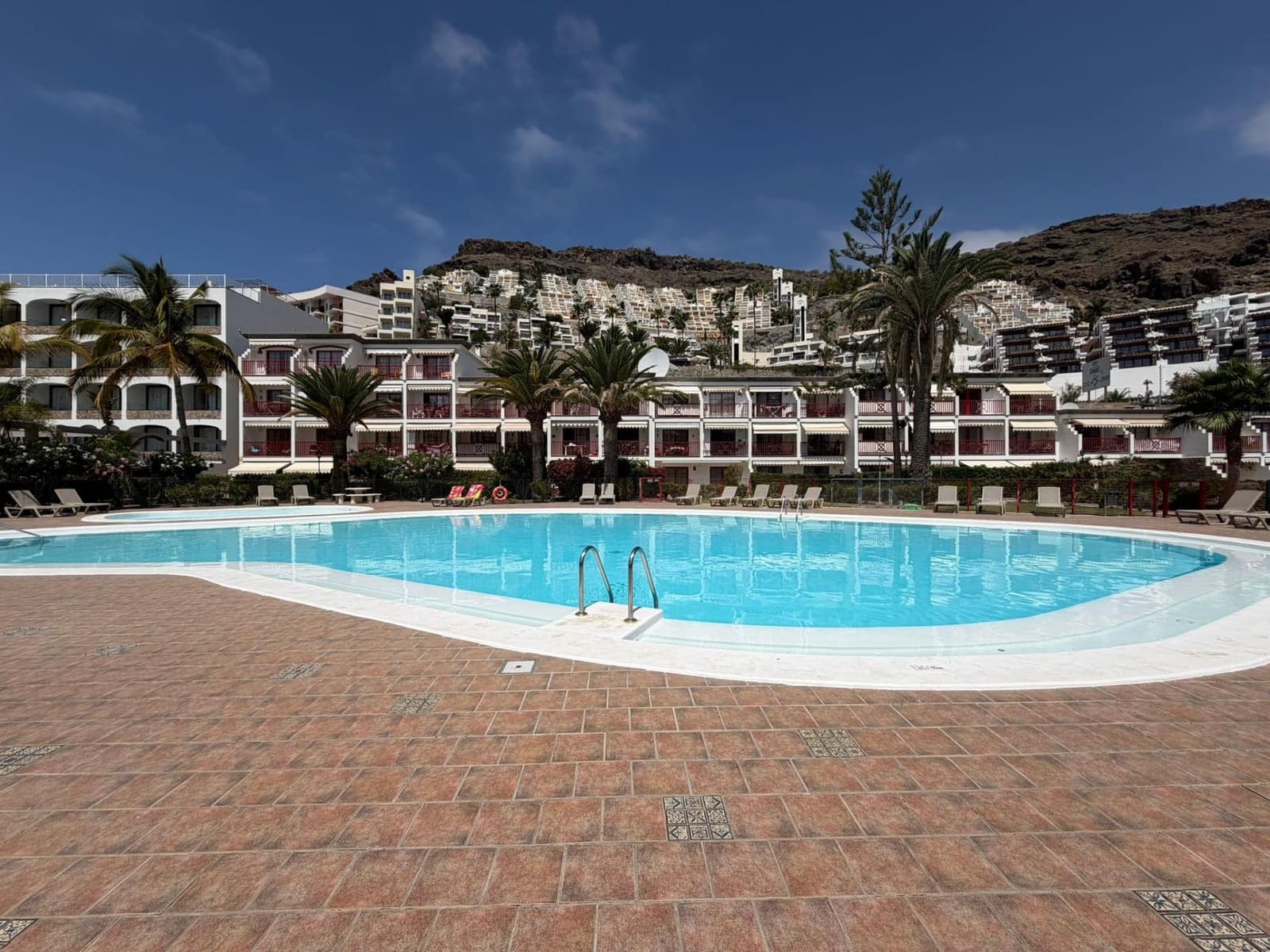 2 sovrum Lägenhet att hyra i Playa del Cura med pool - 1 150 € (Ref: 9849654)