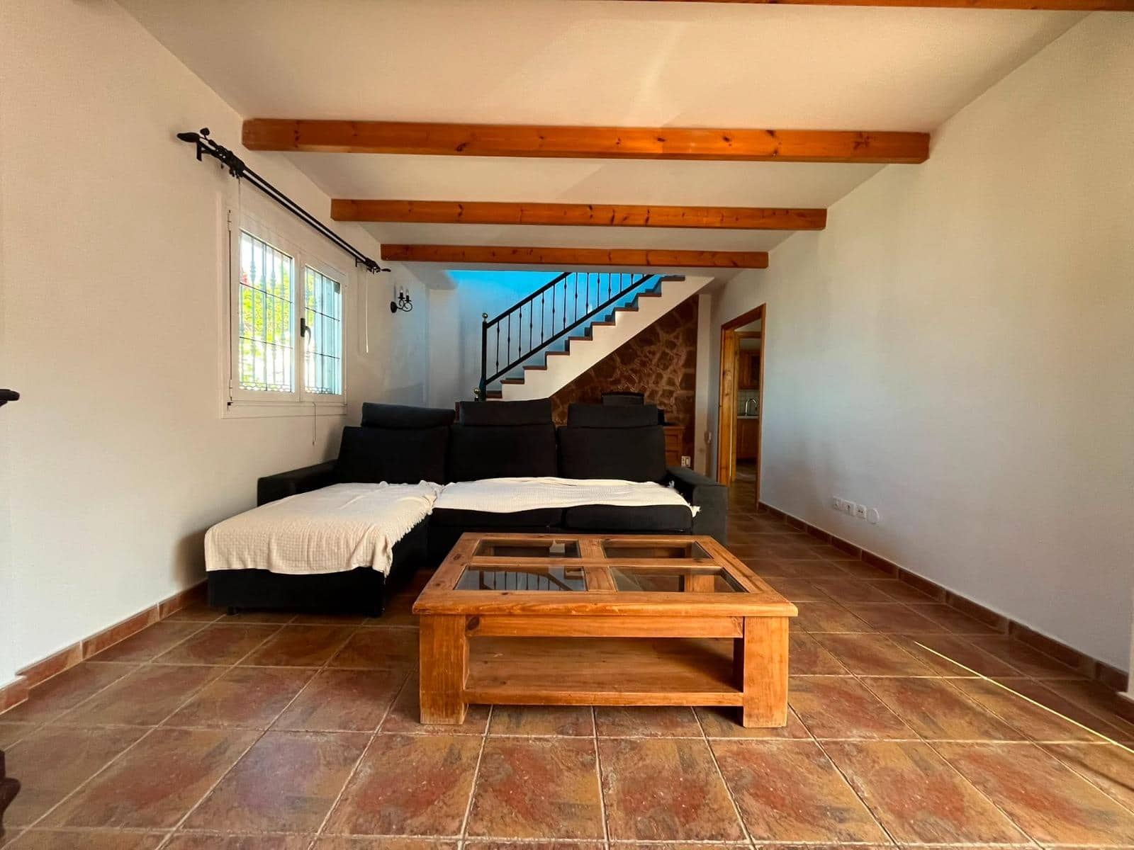 1 bedroom Bungalow for rent in Montana la Data with garage - € 1,450 (Ref: 9896253)