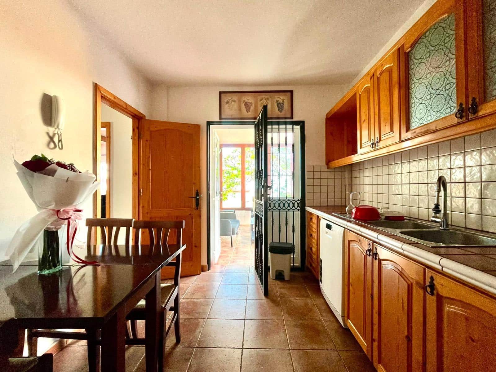 1 bedroom Bungalow for rent in Montana la Data with garage - € 1,450 (Ref: 9896253)