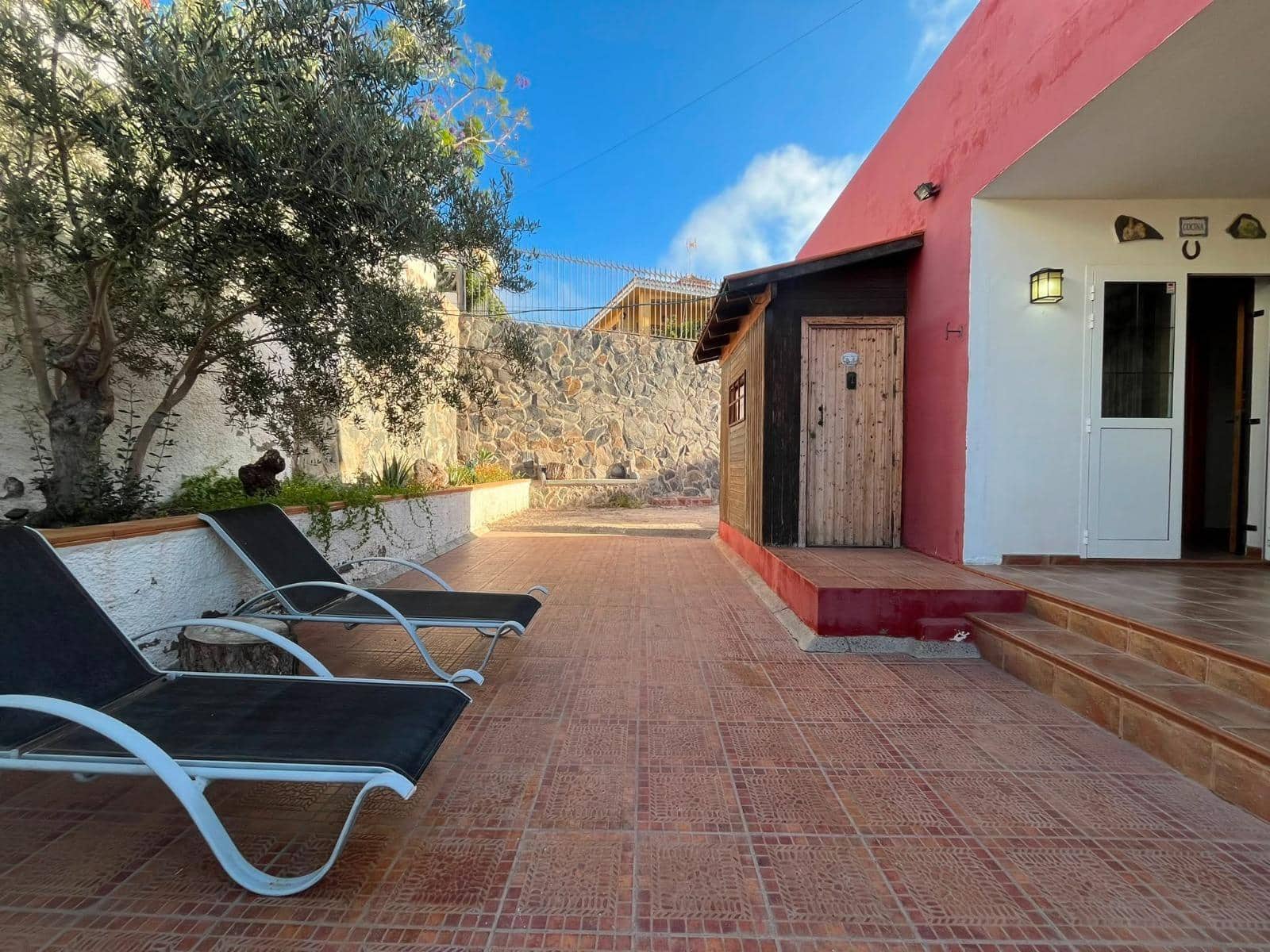 1 bedroom Bungalow for rent in Montana la Data with garage - € 1,450 (Ref: 9896253)