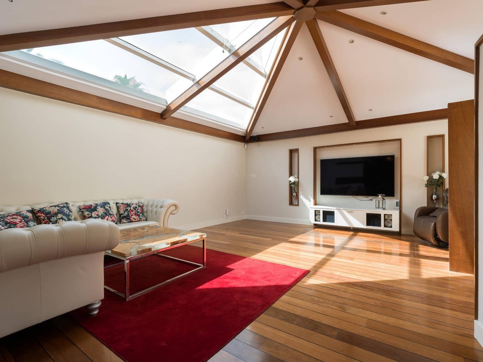 3 bedroom Villa for sale in Tauro with pool garage - € 820,000 (Ref: 9924760)