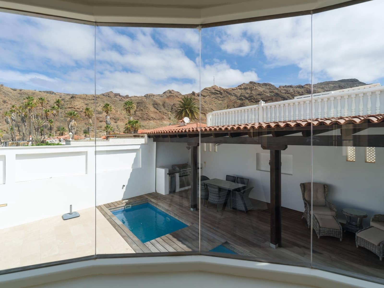 3 bedroom Villa for sale in Tauro with pool garage - € 820,000 (Ref: 9924760)