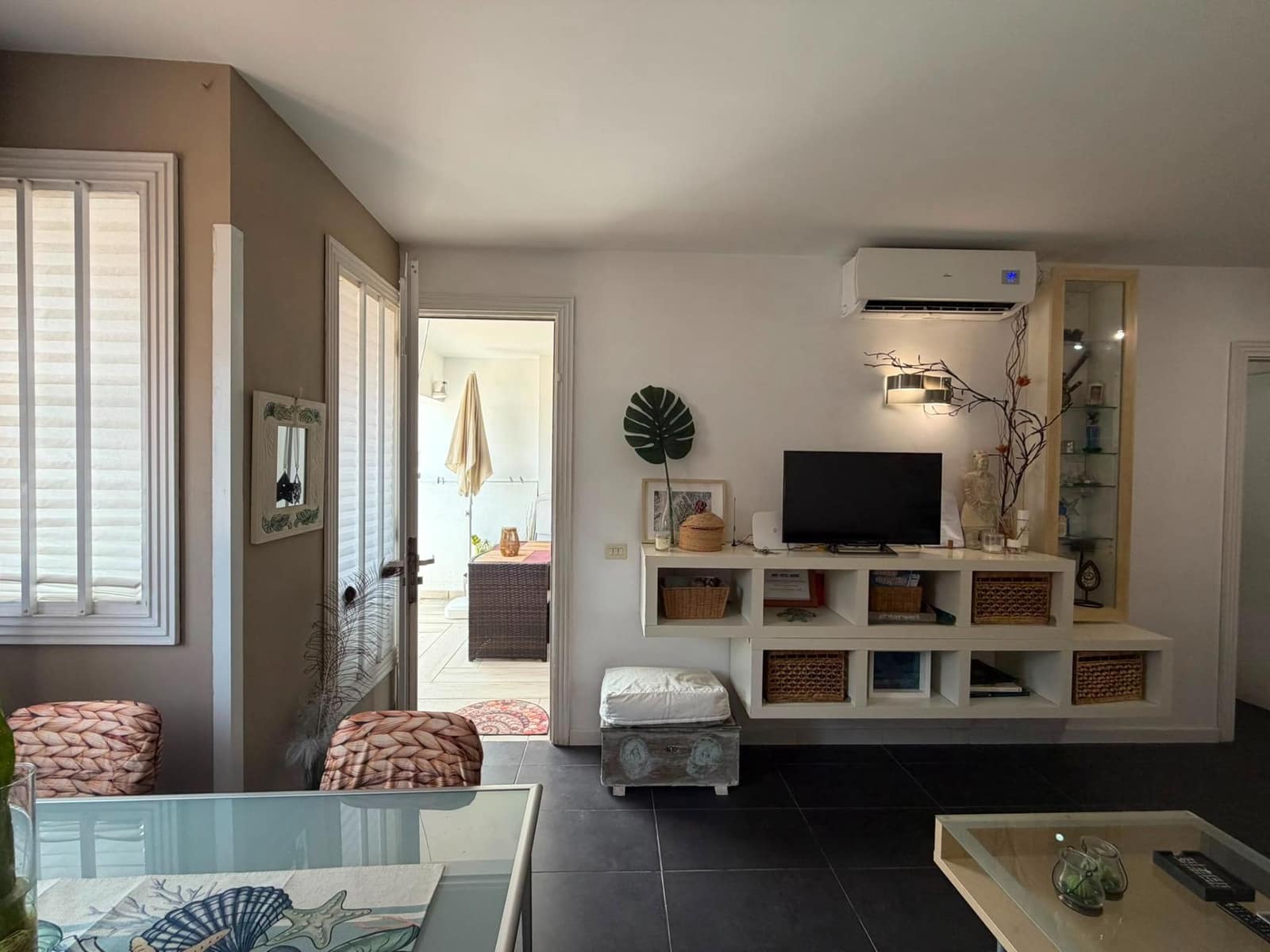 2 sypialnia Apartament do wynajęcia w Telde z basenem - 1 150 € (Ref: 9938388)