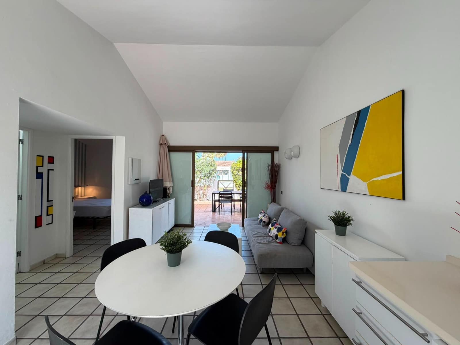 2 bedroom Bungalow for rent in Playa del Ingles with pool garage - € 1,500 (Ref: 9958135)