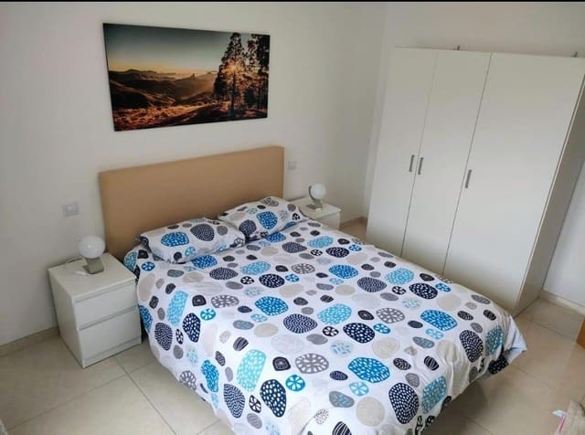 4 soverom Leilighet til leie i Guanarteme, Las Palmas de Gran Canaria - € 1 500 (Ref: 9970799)