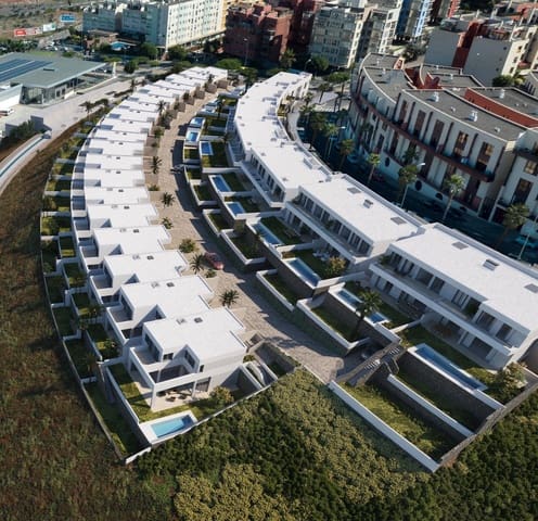 3 soveværelse Villa til salg i Las Palmas de Gran Canaria med swimmingpool garage - € 1.575.000 (Ref: 9987023)