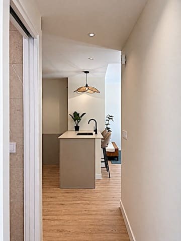 3 bedroom Flat for sale in El Palo, Málaga city - € 420,000 (Ref: 10094179)
