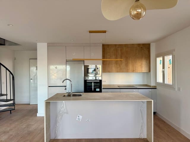 3 chambre Maison de Ville à vendre à Torremolinos avec piscine garage - 570 000 € (Ref: 10118731)