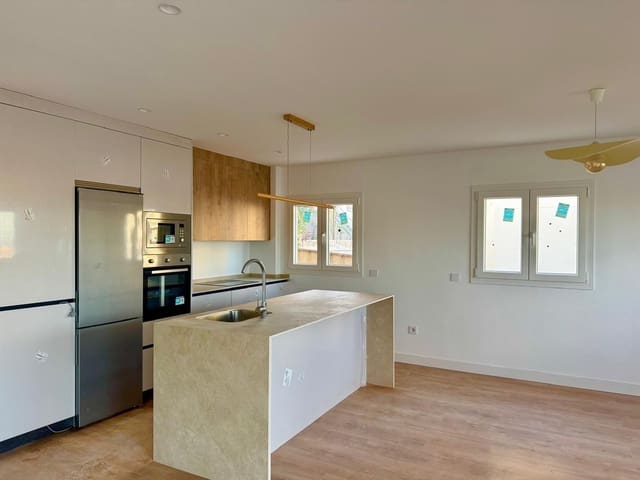 3 chambre Maison de Ville à vendre à Torremolinos avec piscine garage - 570 000 € (Ref: 10118731)