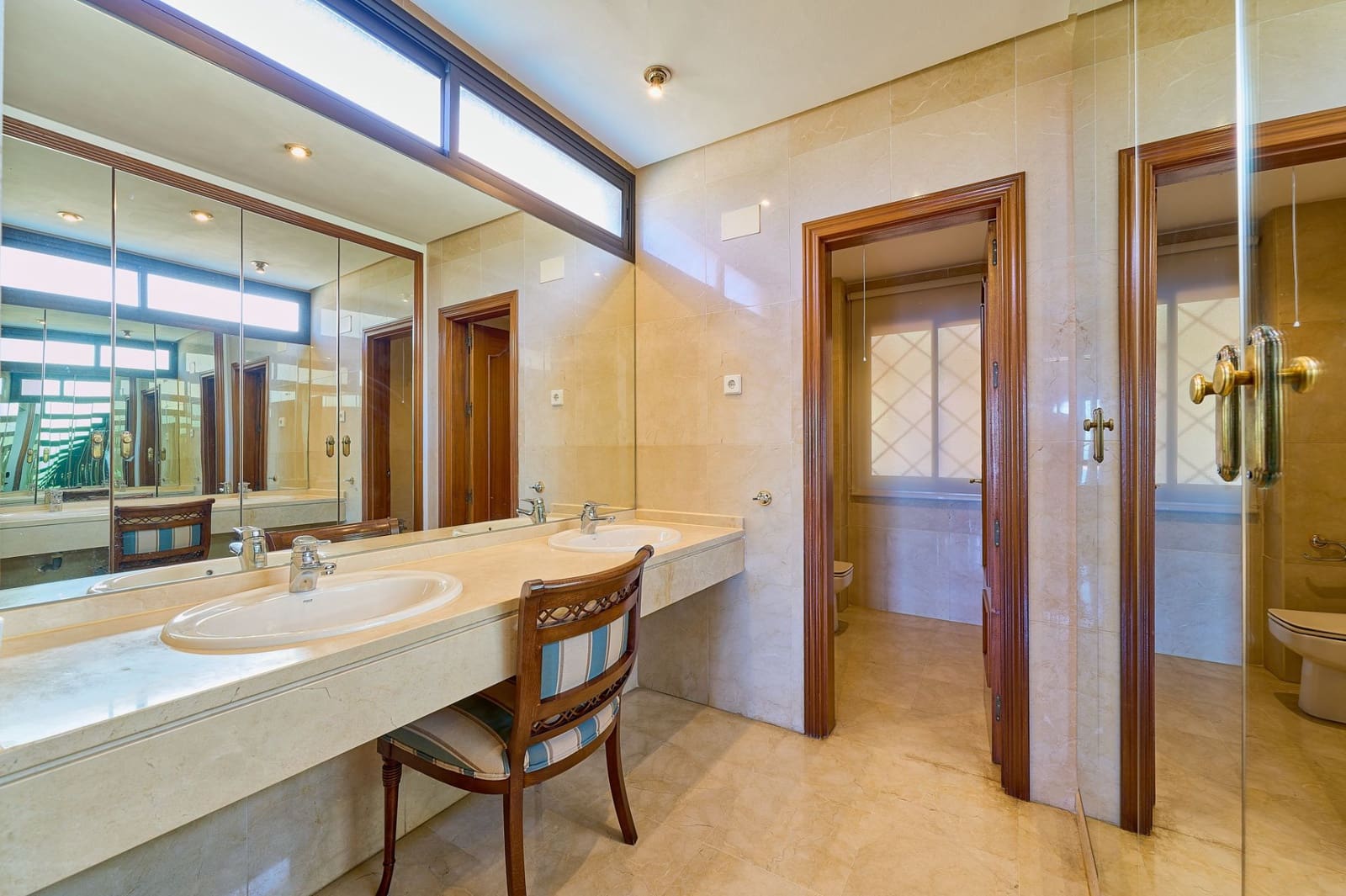 5 soverom Leilighet til salgs i Malaga by med svømmebasseng garasje - € 1 650 000 (Ref: 10131168)