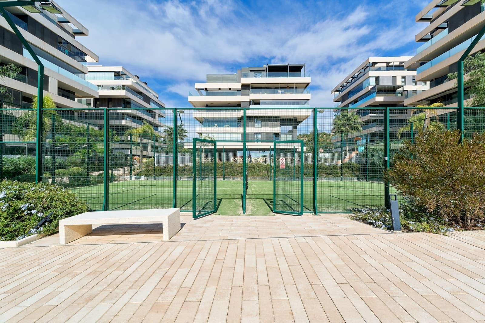 3 sovrum Lägenhet till salu i Malaga stad med pool garage - 625 000 € (Ref: 10154582)