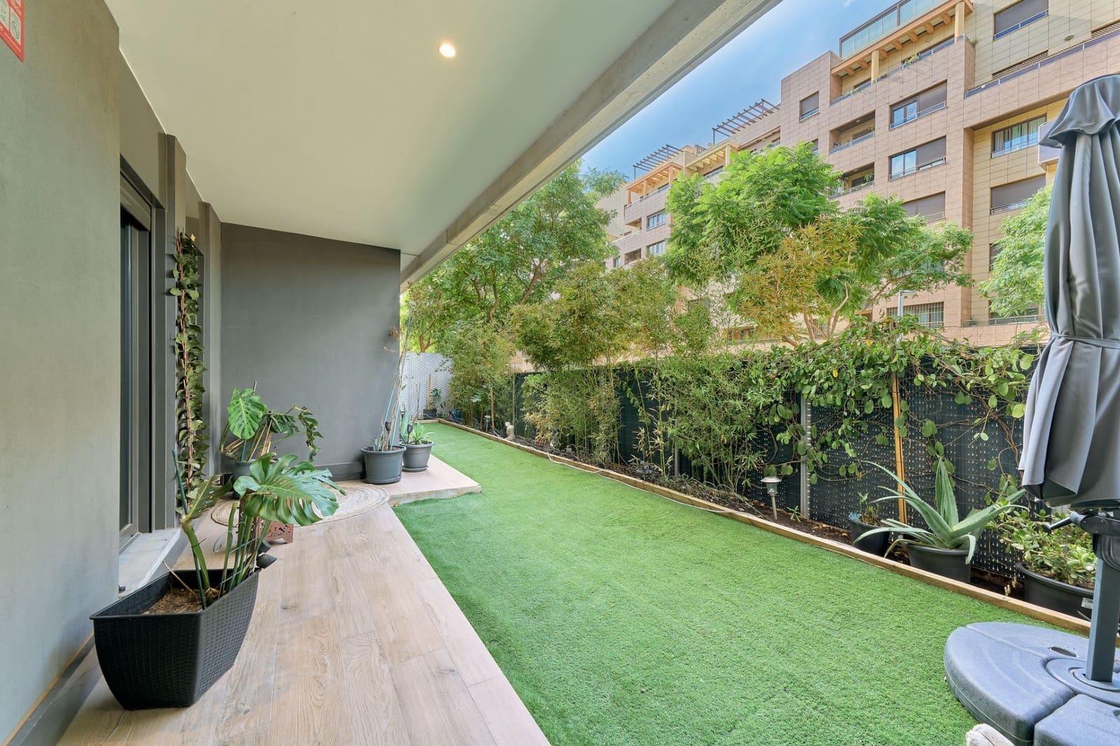3 sovrum Lägenhet till salu i Malaga stad med pool garage - 625 000 € (Ref: 10154582)
