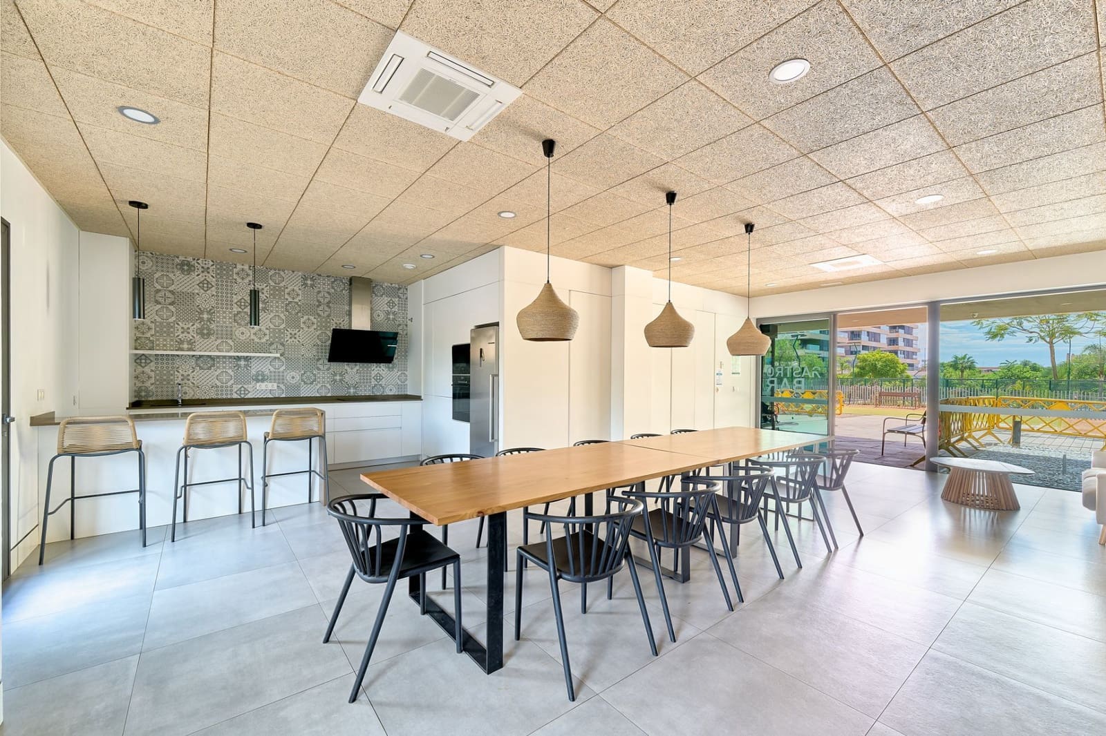 3 sovrum Lägenhet till salu i Malaga stad med pool garage - 625 000 € (Ref: 10154582)