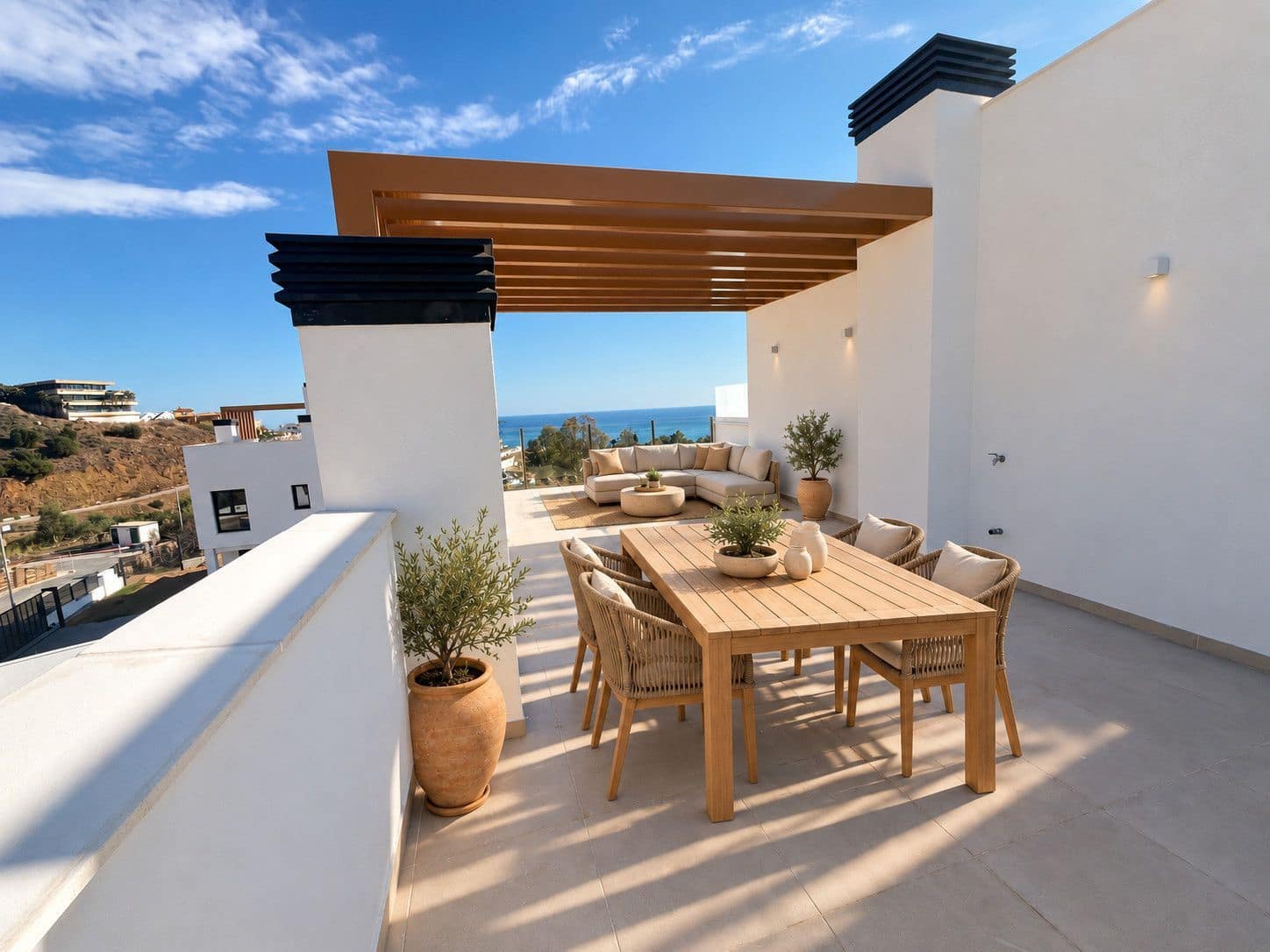 3 bedroom Semi-detached Villa for sale in Benalmadena Costa with pool garage - € 998,000 (Ref: 10157209)