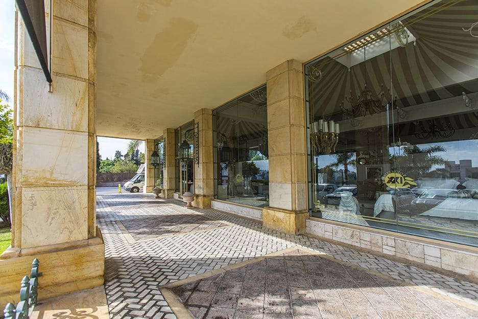 Erhverv til salg i Marbella - € 4.200.000 (Ref: 5669875)