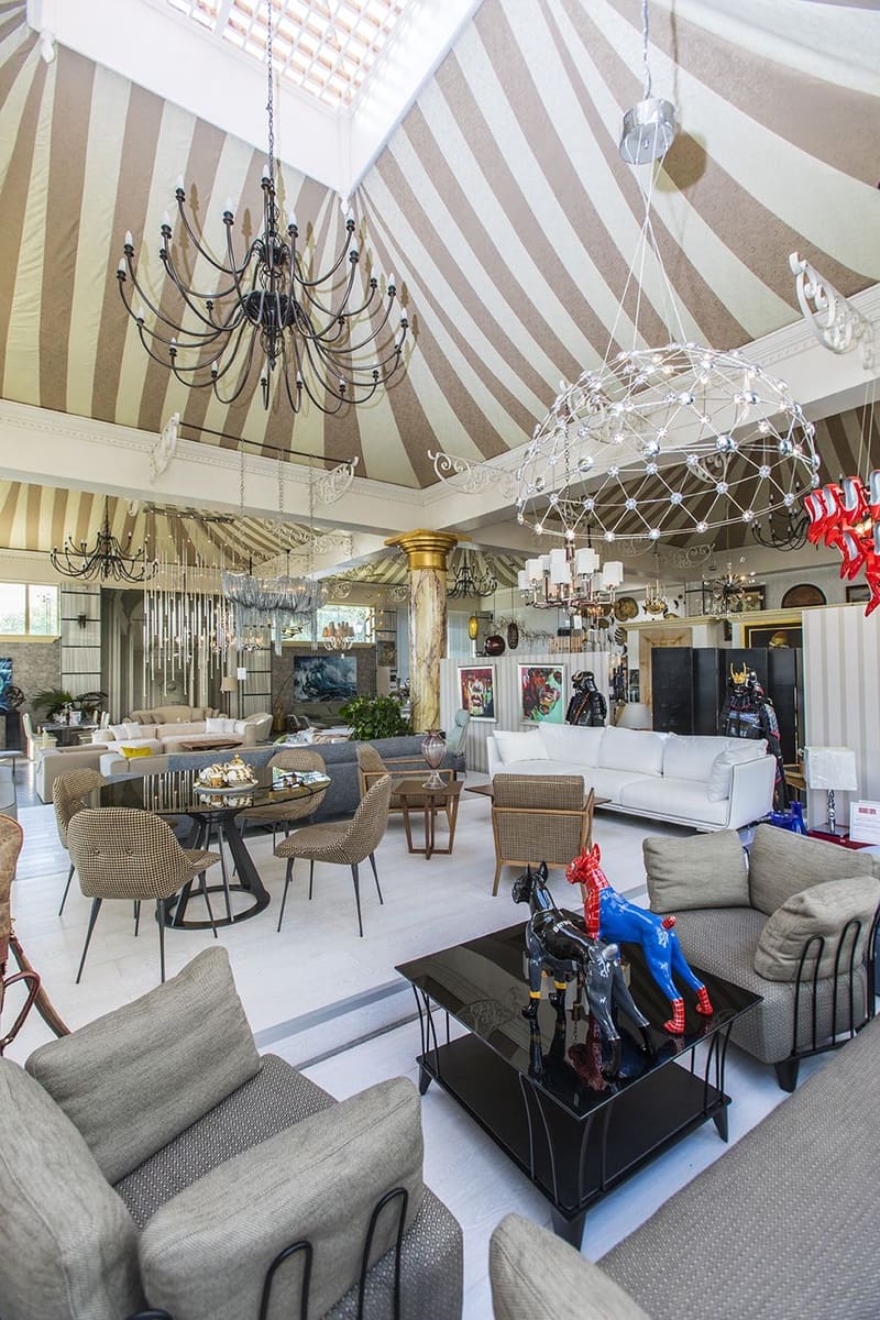 Erhverv til salg i Marbella - € 4.200.000 (Ref: 5669875)