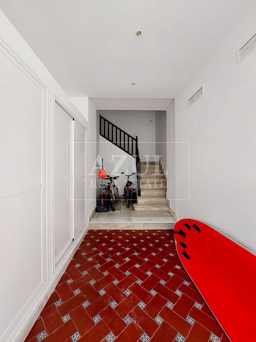 5 slaapkamer Flat te koop in Malaga stad - € 800.000 (Ref: 7141062)