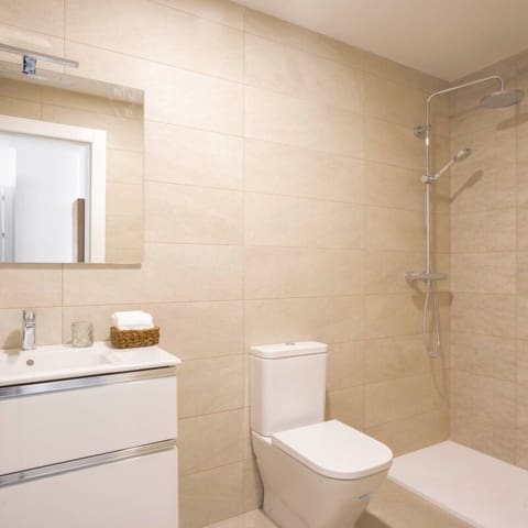 2 makuuhuone Asunto myytävänä paikassa Almerimar, El Ejido mukana uima-altaan 
autotalli - 244 000 € (Ref: 7180859)