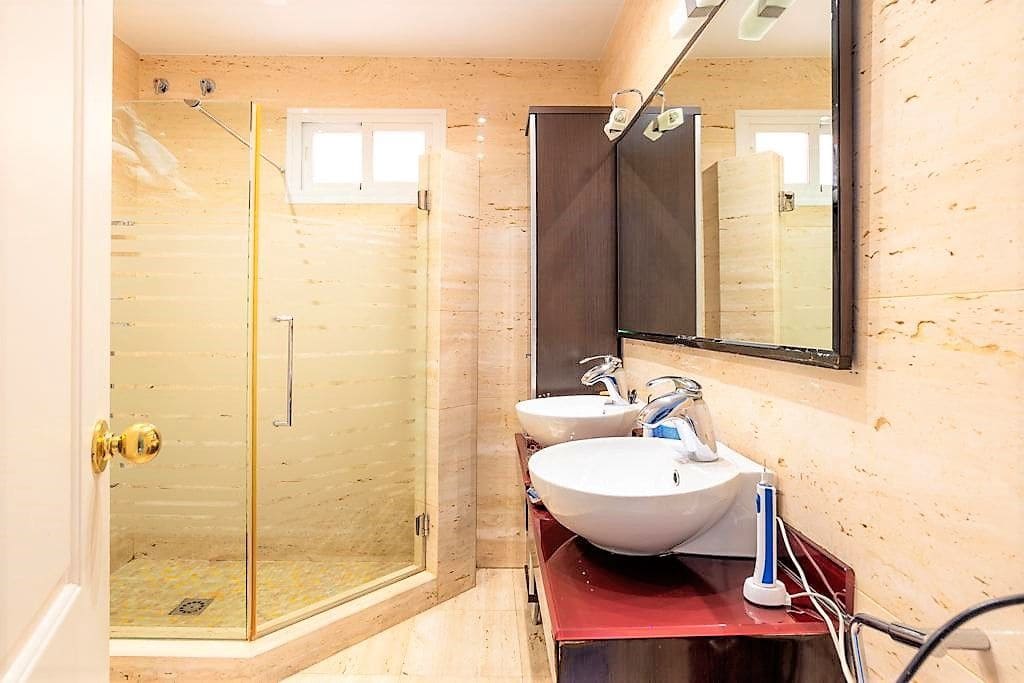 4 soverom Villa til salgs i Malaga by med svømmebasseng garasje - € 1 280 000 (Ref: 7344670)