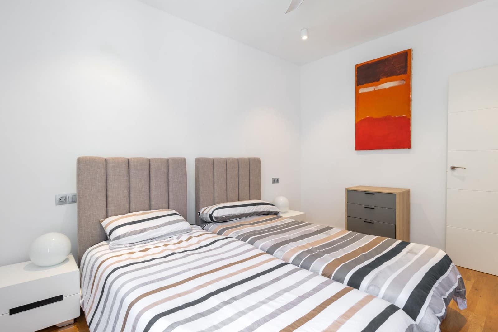 4 makuuhuone Asunto vuokrattavana paikassa Malaga kaupunki mukana 
autotalli - 3 500 € (Ref: 7747936)