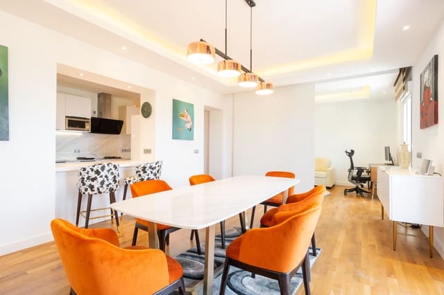 4 makuuhuone Asunto vuokrattavana paikassa Málaga kaupunki - 3 500 € (Ref: 7747936)