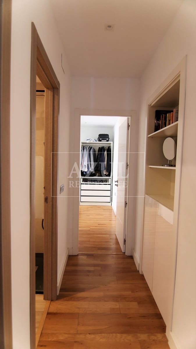 4 makuuhuone Asunto vuokrattavana paikassa Malaga kaupunki mukana 
autotalli - 3 500 € (Ref: 7747936)