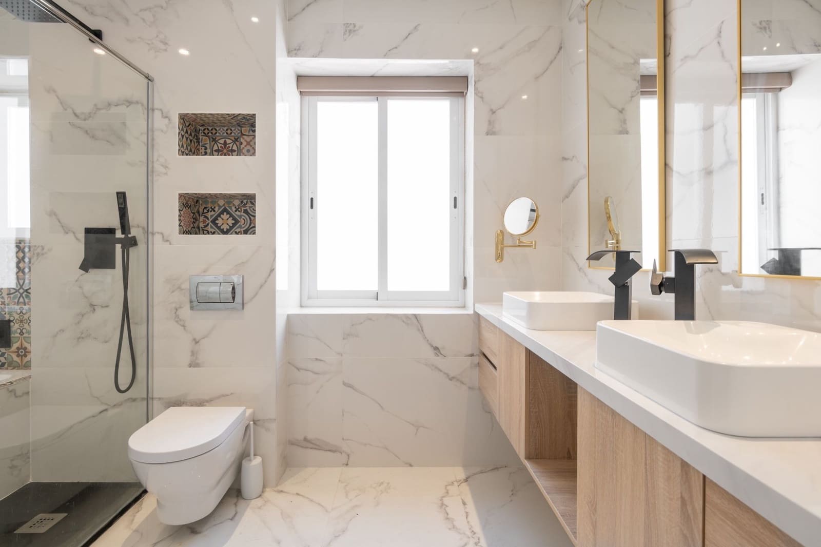 4 makuuhuone Asunto vuokrattavana paikassa Malaga kaupunki mukana 
autotalli - 3 500 € (Ref: 7747936)