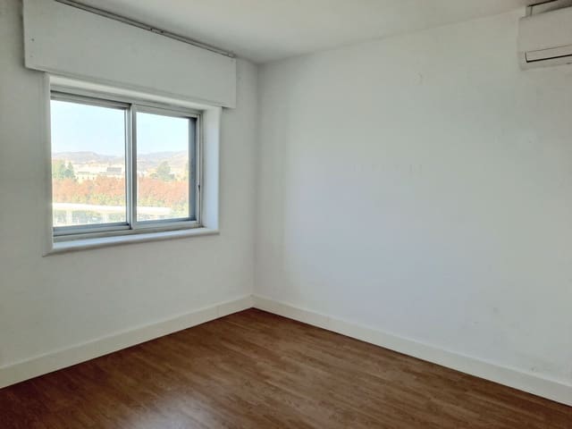 4 slaapkamer Flat te koop in La Malagueta, Málaga stad met garage - € 1.100.000 (Ref: 8763450)