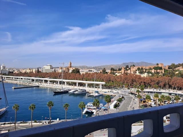 4 slaapkamer Flat te koop in La Malagueta, Málaga stad met garage - € 1.100.000 (Ref: 8763450)