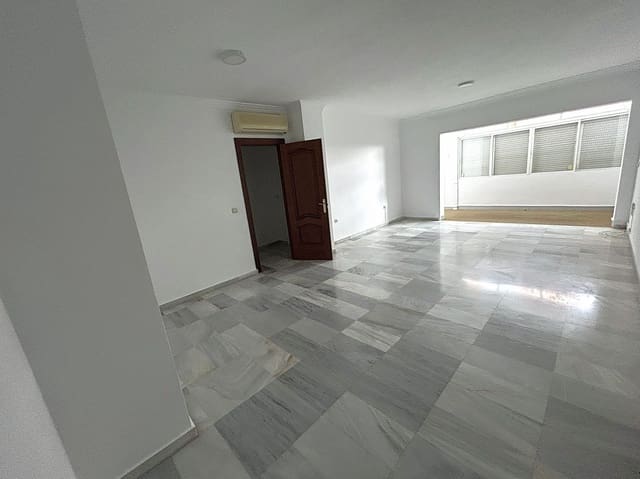 2 Zimmer Wohnung zu vermieten in La Malagueta, Málaga Stadt - 1.800 € (Ref: 8783448)
