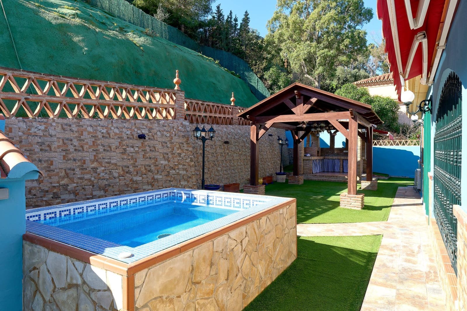 5 soveværelse Villa til salg i Malaga by med swimmingpool garage - € 1.380.000 (Ref: 8815461)